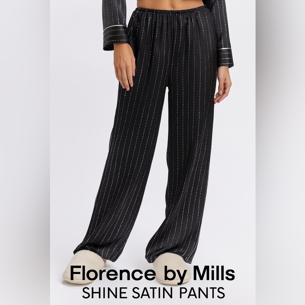 ✨ 🆕 Florence by Mills Black Shine Satin Pants ✨ Black